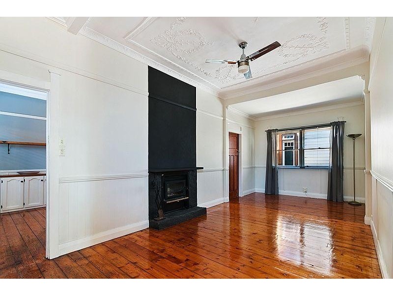 24 Station Street, Tempe NSW 2044