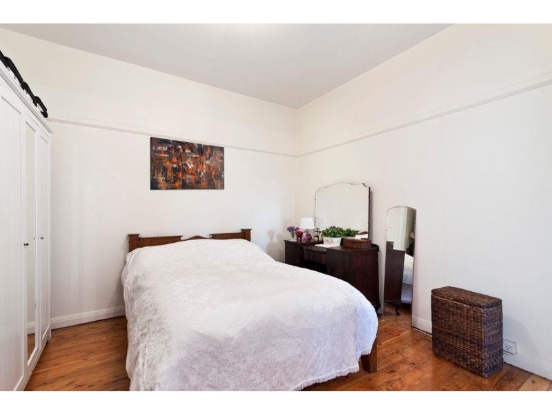 2/87 Crystal Street, Petersham NSW 2049