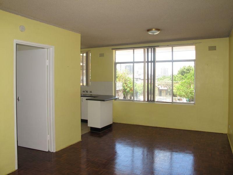 1/3 Charlton Way, Glebe NSW 2037