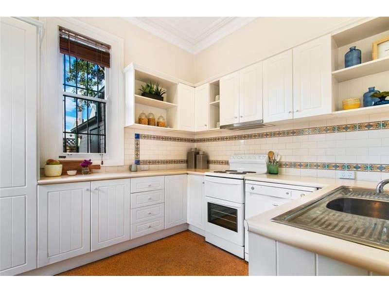 10 Holmwood Street, Newtown NSW 2042