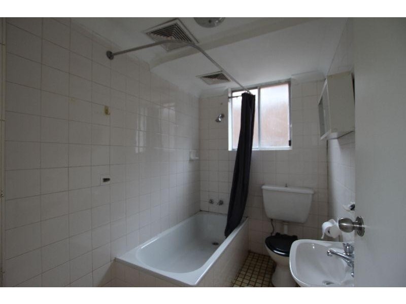 2/15 Brown Street, Newtown NSW 2042