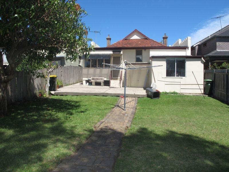 35 Canonbury Grove, Dulwich Hill NSW 2203