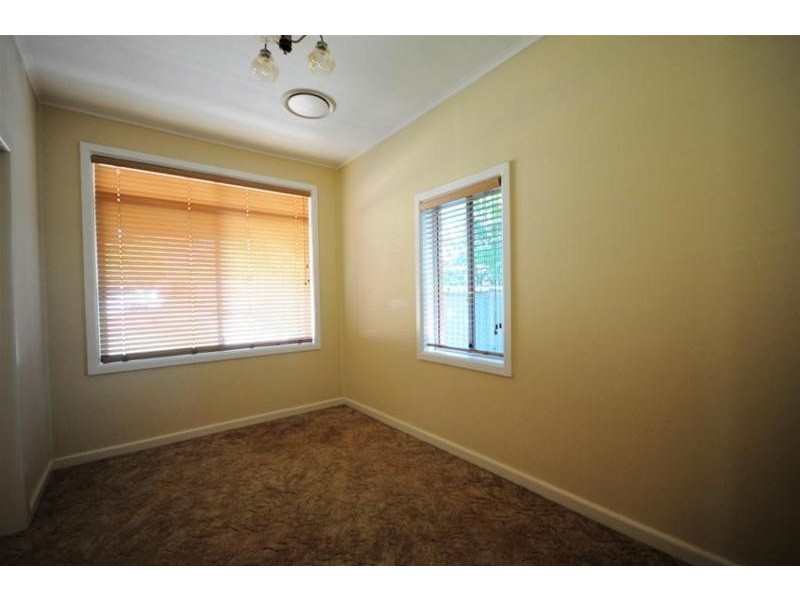 1 Howe Street, Westmead NSW 2145