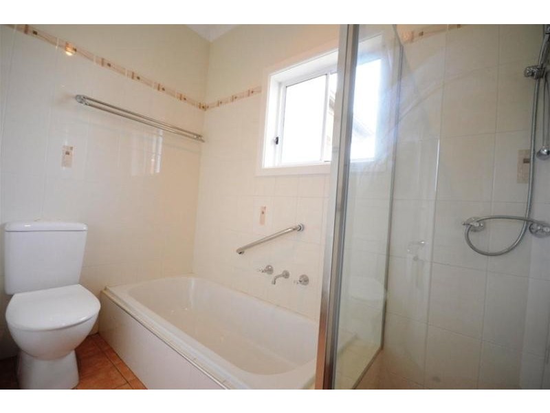 1 Howe Street, Westmead NSW 2145