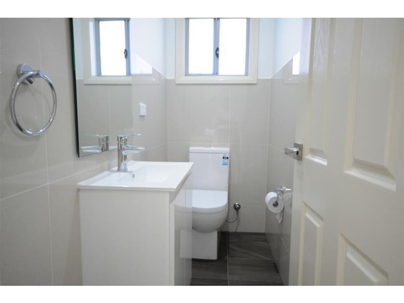 5A Vivienne Street, Woodpark NSW 2164