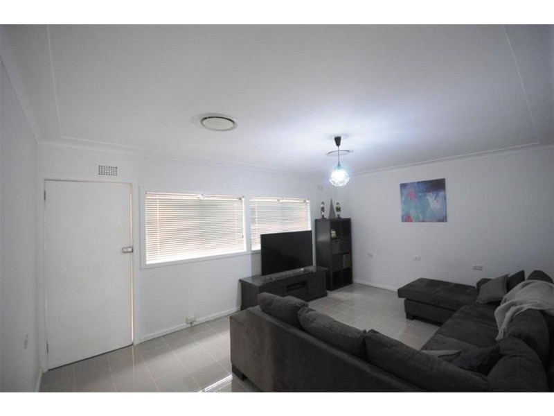 19 Bowden Street, Merrylands West NSW 2160