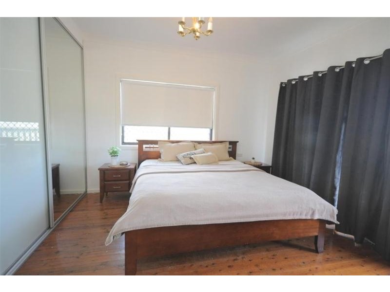 19 Bowden Street, Merrylands West NSW 2160