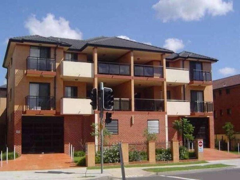 11/4-6 Treves Street, Merrylands NSW 2160