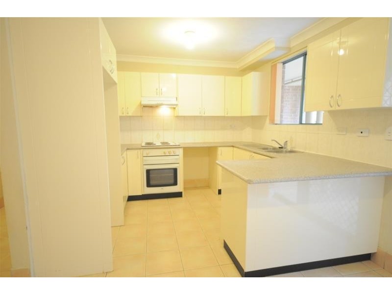 4/6-8 Paton Street, Merrylands NSW 2160