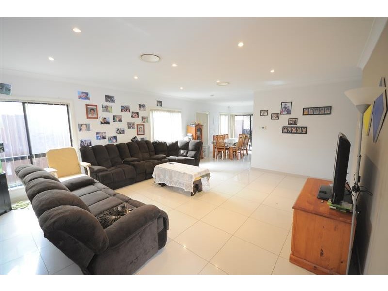 22 & 22A Renfrew Street, Guildford NSW 2161