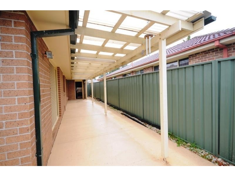 102 Tamworth Crescent, Hoxton Park NSW 2171