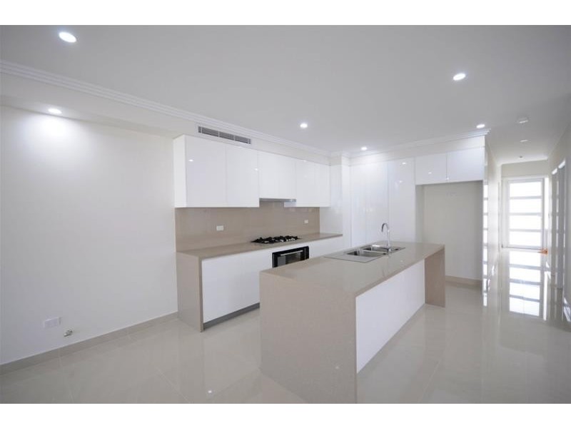 8 Dixmude Street, Granville NSW 2142