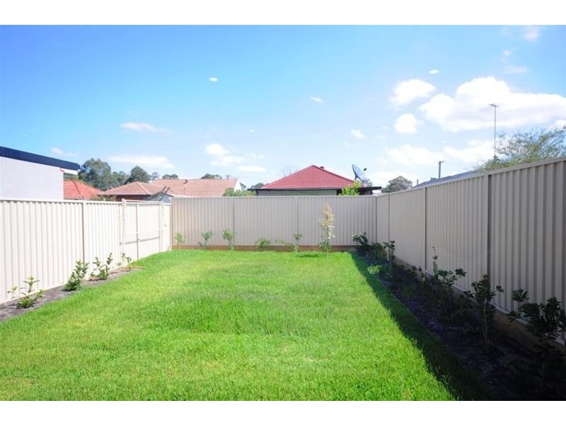 8 Dixmude Street, Granville NSW 2142