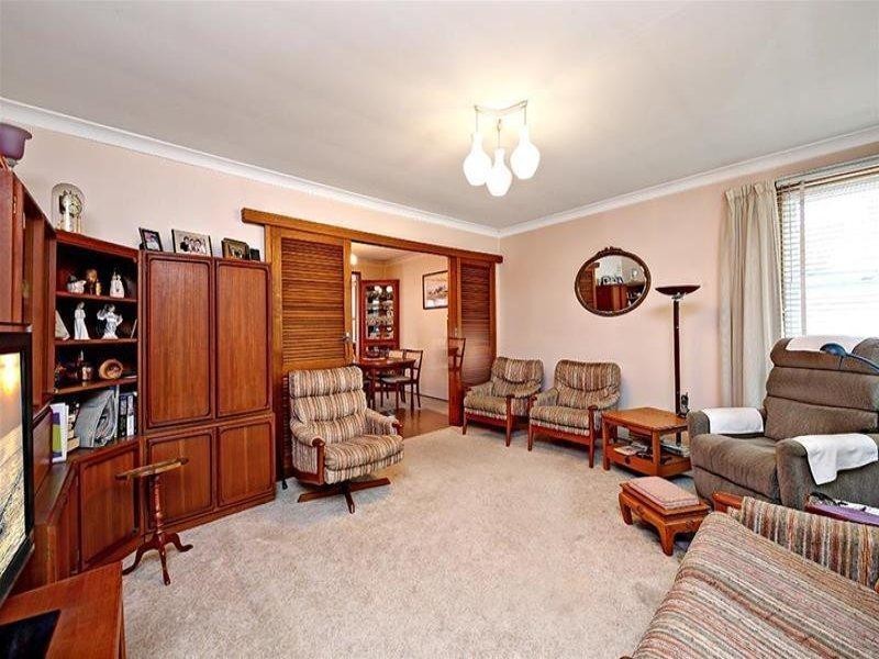 67 Bonds Road, Peakhurst NSW 2210