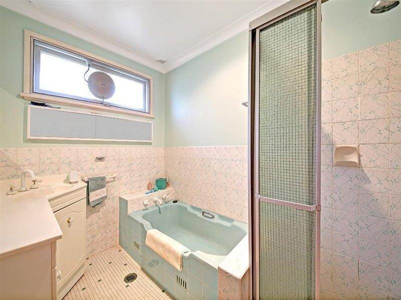 67 Bonds Road, Peakhurst NSW 2210