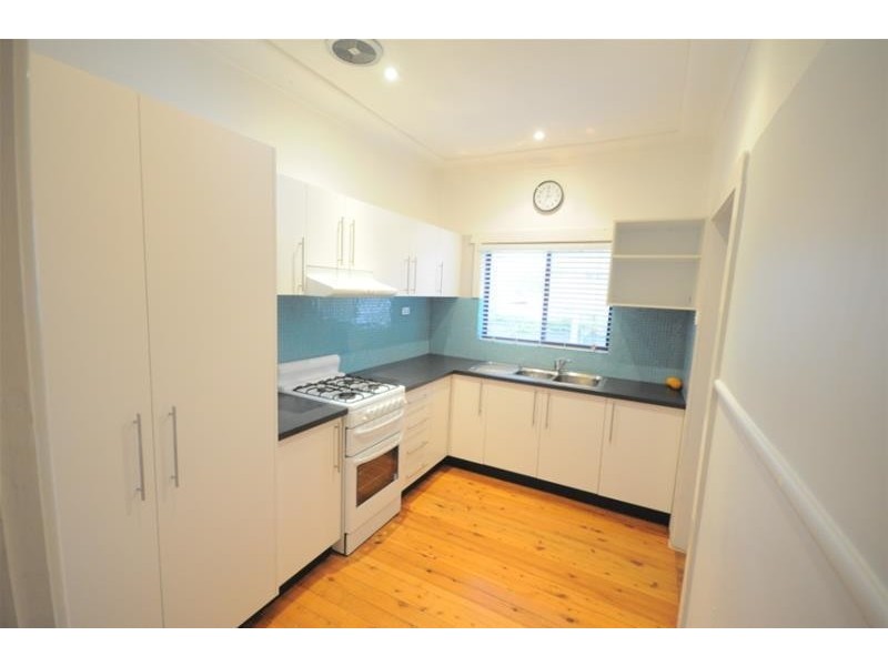 6 Brotherton Street, South Wentworthville NSW 2145