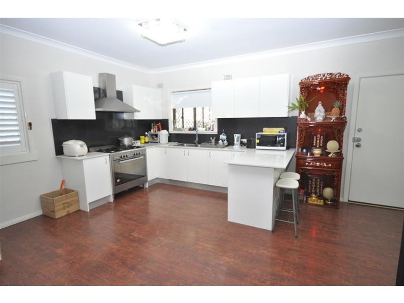 88 Centenary Road, South Wentworthville NSW 2145