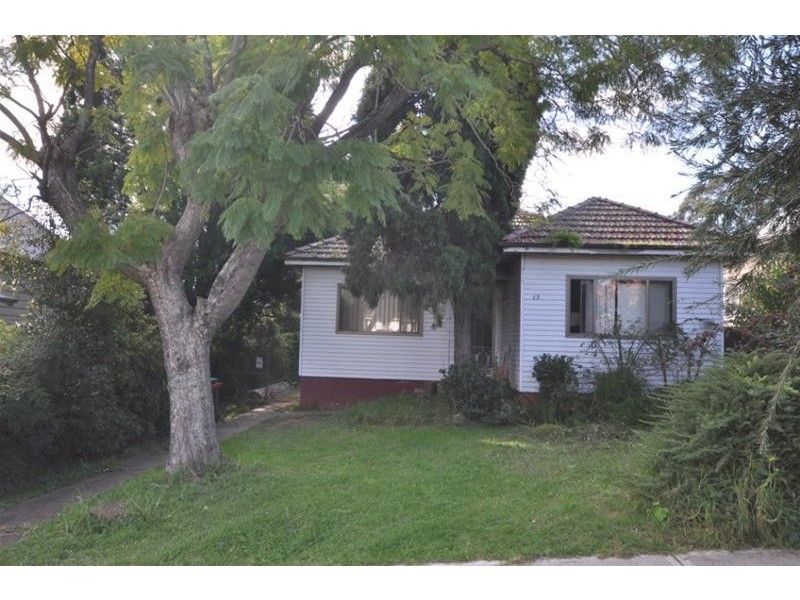 13 Chiltern Road, Guildford NSW 2161