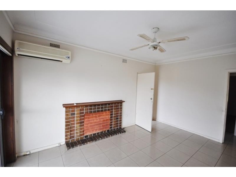 8 Friend Street, Merrylands NSW 2160