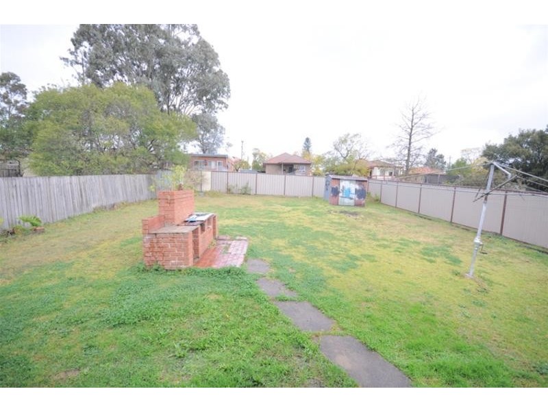 8 Friend Street, Merrylands NSW 2160
