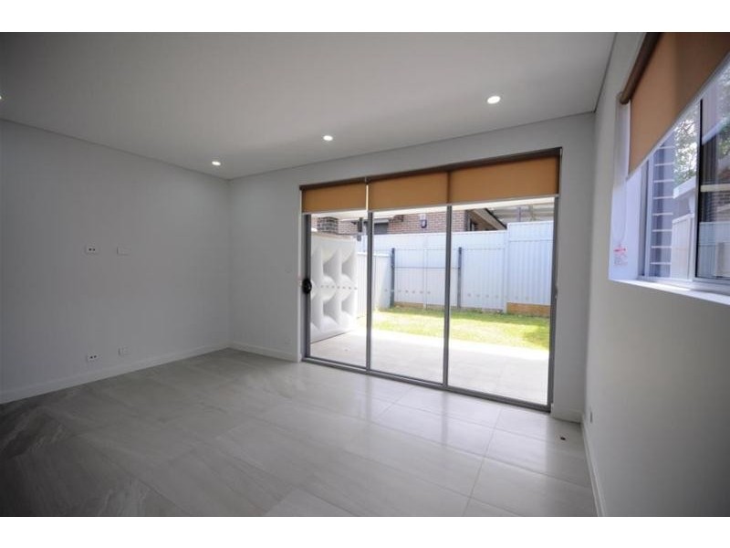 27 Villiers Street, Merrylands NSW 2160