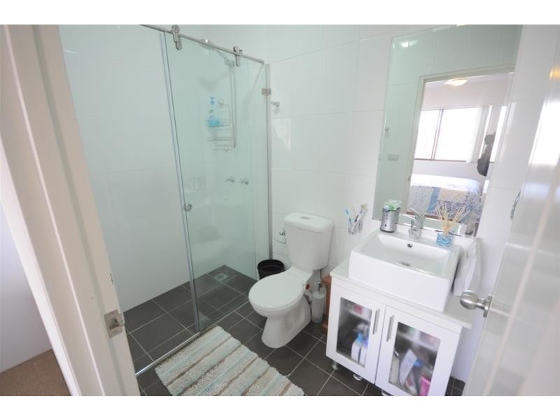 28/10-12 Wingello Street, Guildford NSW 2161