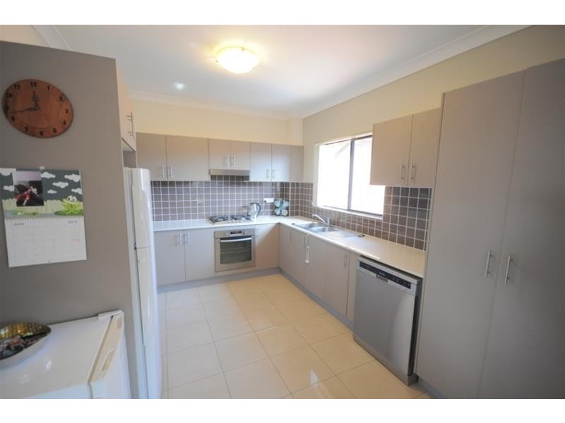 28/10-12 Wingello Street, Guildford NSW 2161