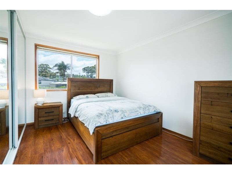 4 Vivienne Street, Woodpark NSW 2164