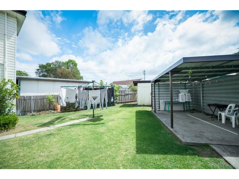 4 Vivienne Street, Woodpark NSW 2164