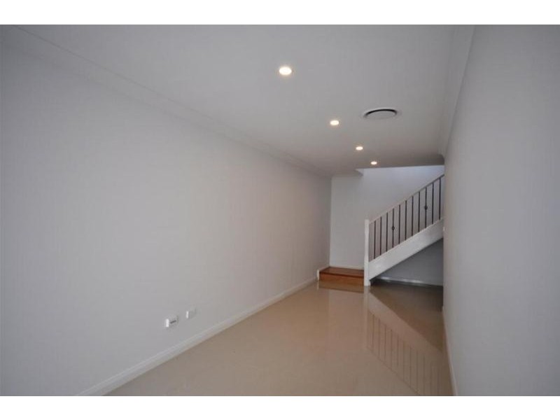 10 Barcom Street, Merrylands NSW 2160