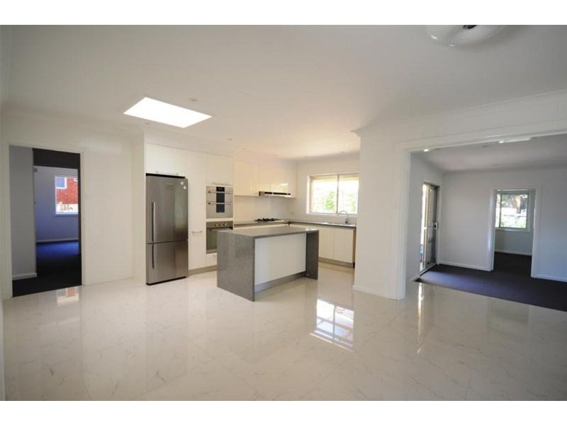 10 Stirling Avenue, North Rocks NSW 2151