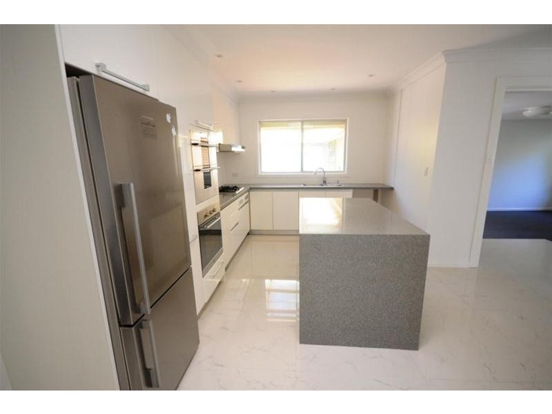 10 Stirling Avenue, North Rocks NSW 2151