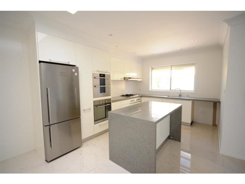 10 Stirling Avenue, North Rocks NSW 2151