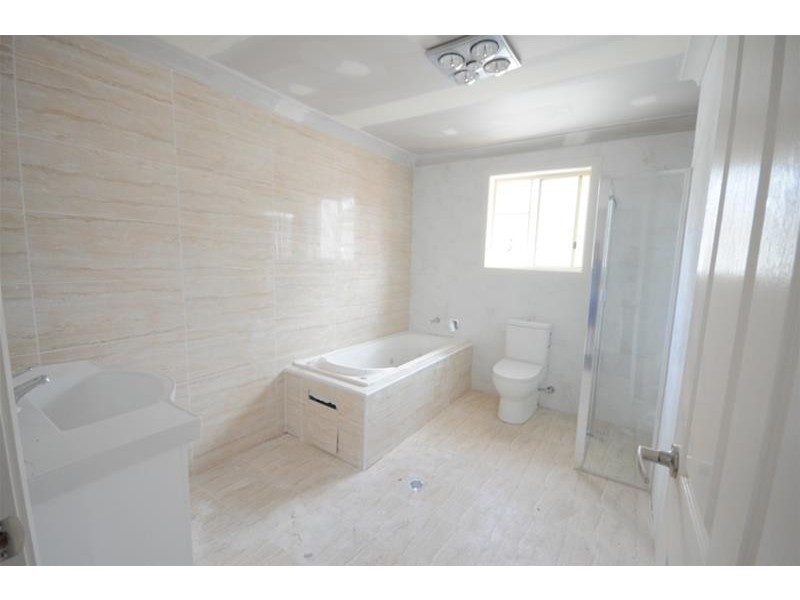 17/7 Altair Place, Hinchinbrook NSW 2168