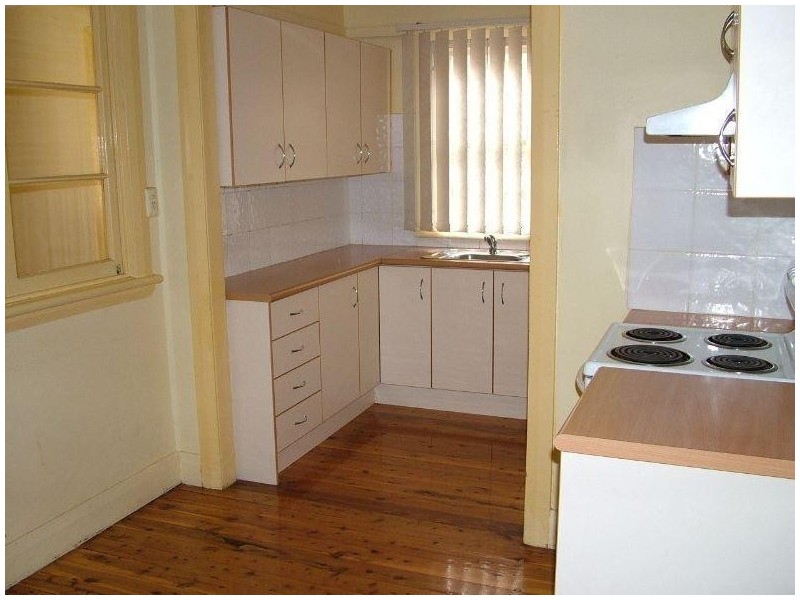 8 Good Street, Westmead NSW 2145