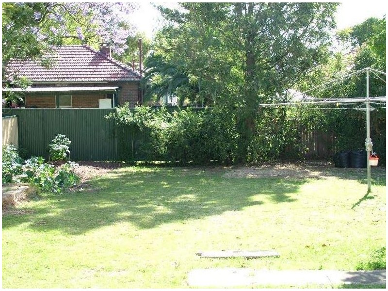 8 Good Street, Westmead NSW 2145