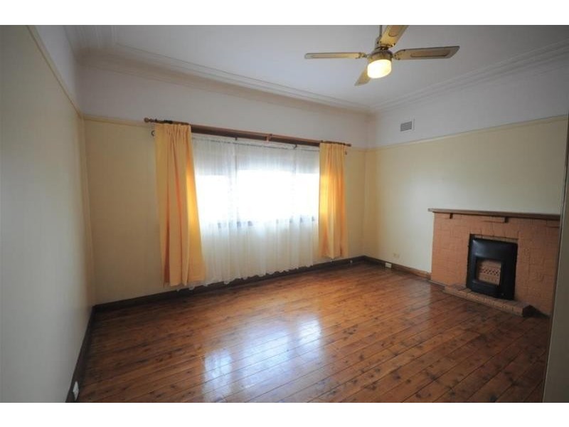 37 Pearson Street, South Wentworthville NSW 2145