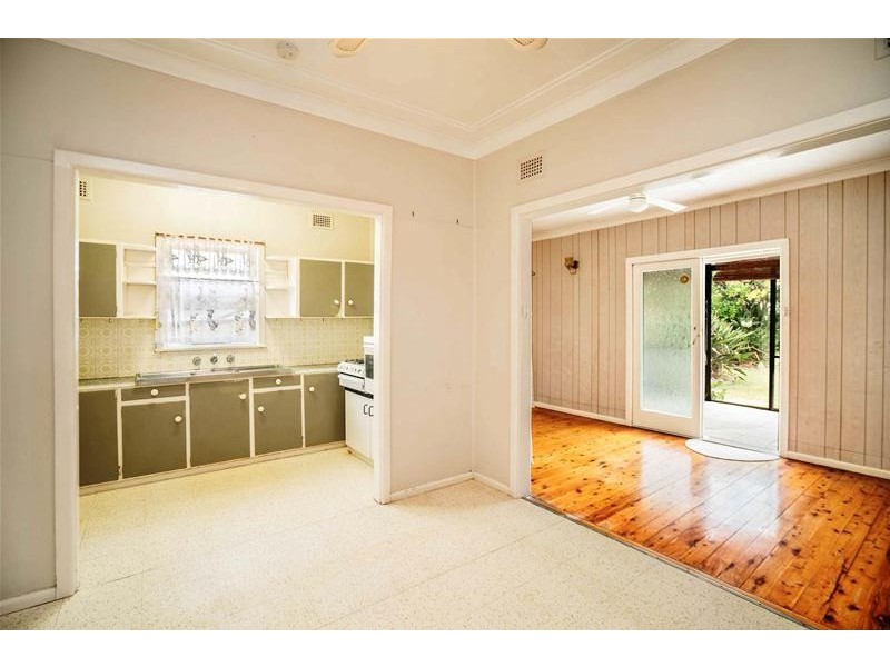 4 Mark Street, Merrylands NSW 2160