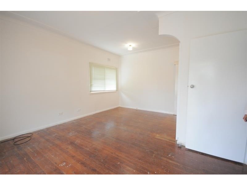 27 Mark Street, Merrylands NSW 2160