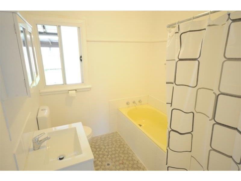 27 Mark Street, Merrylands NSW 2160