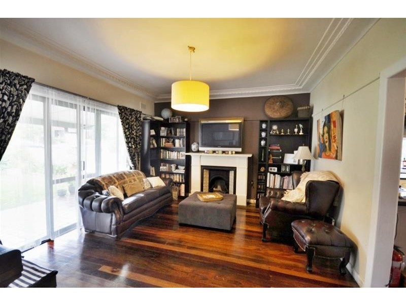 27 Berkeley Street, South Wentworthville NSW 2145