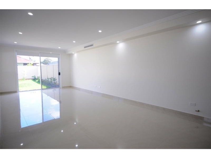 16 Dixmude Street, Granville NSW 2142