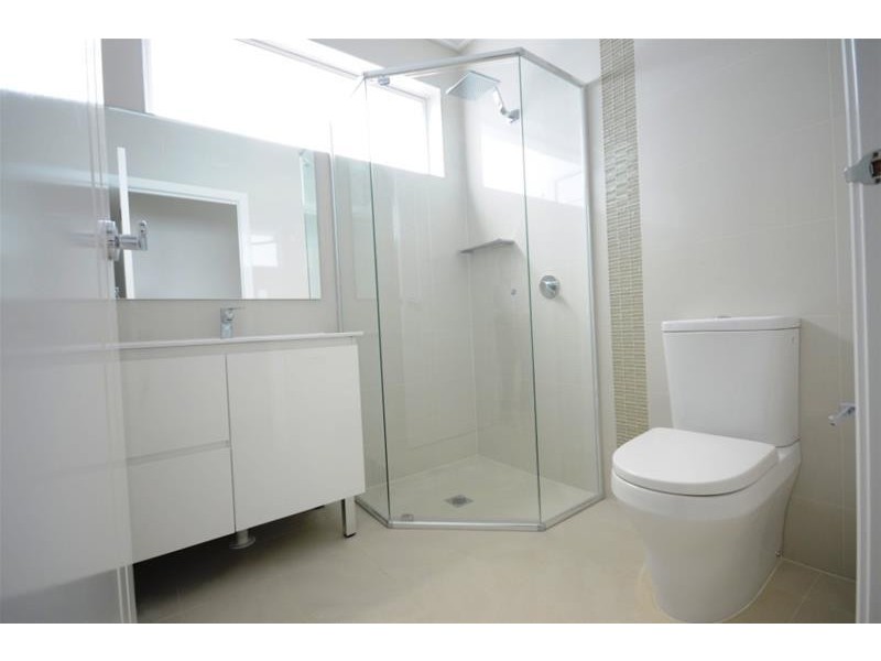 16 Dixmude Street, Granville NSW 2142