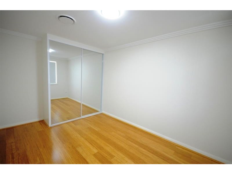 16 Dixmude Street, Granville NSW 2142