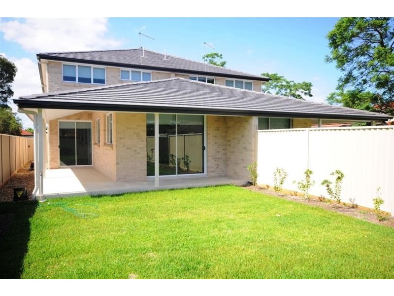 16 Dixmude Street, Granville NSW 2142