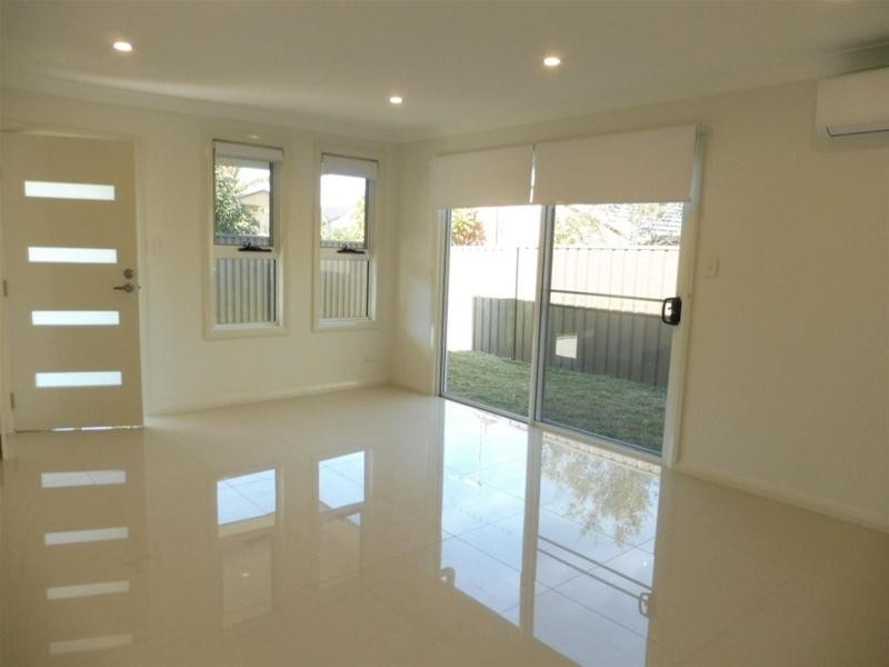 12A Lowana Avenue, Merrylands NSW 2160