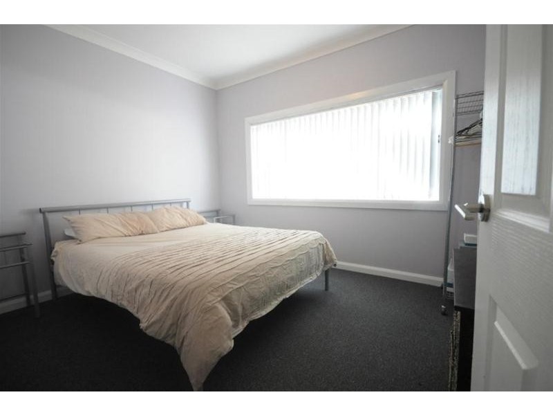 12 Robertson Street, Guildford NSW 2161