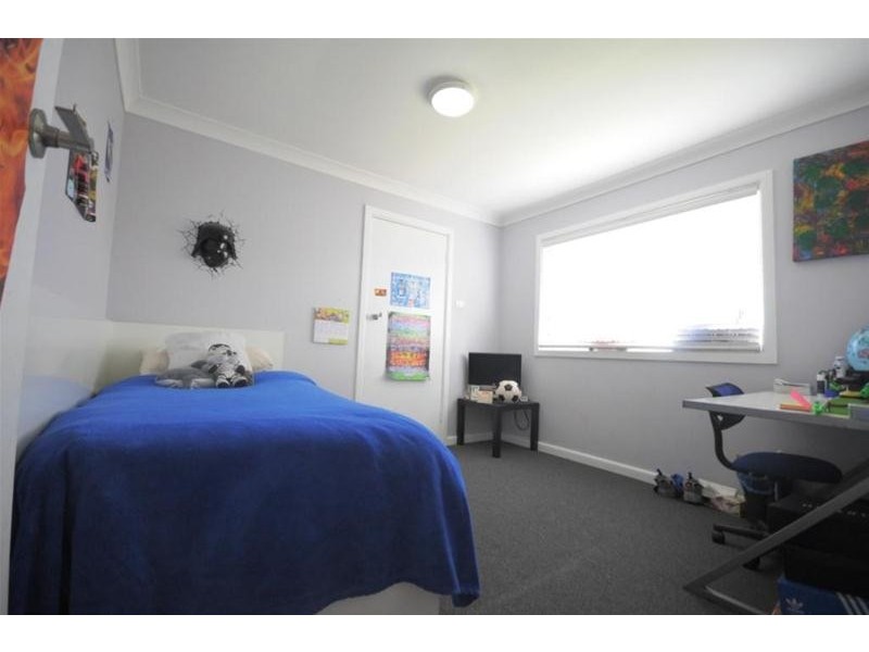 12 Robertson Street, Guildford NSW 2161