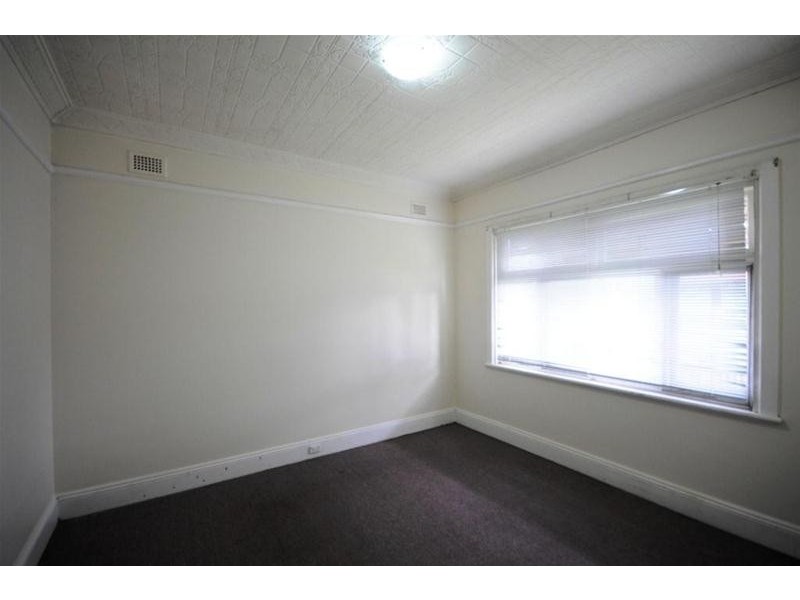 49 Woodville Road, Granville NSW 2142