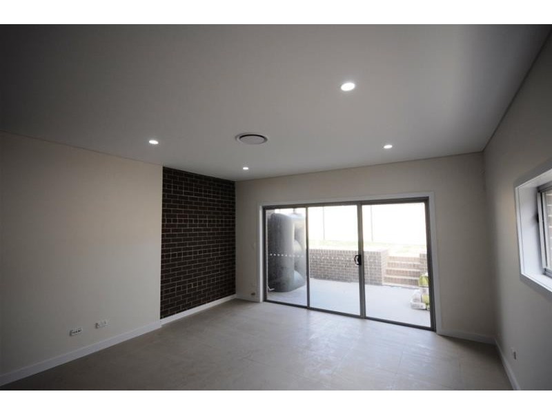 4 Warnock Street, Guildford NSW 2161